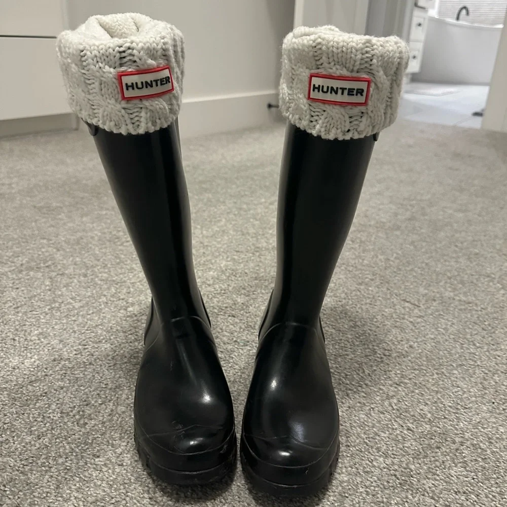 Hunter Black Gloss Rain Boots